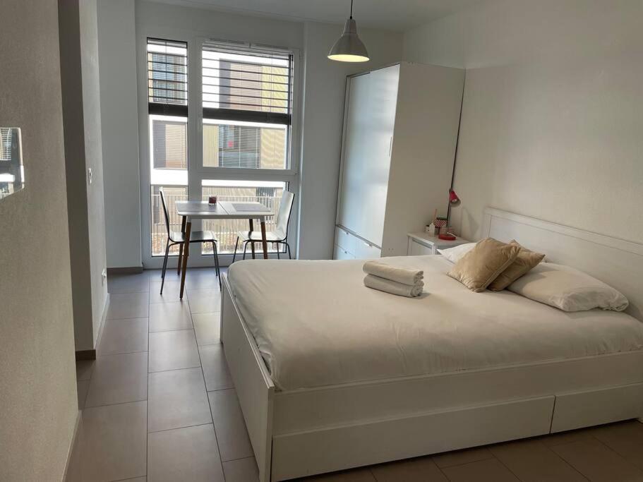 Joli Studio Confortable ! Prilly Bagian luar foto